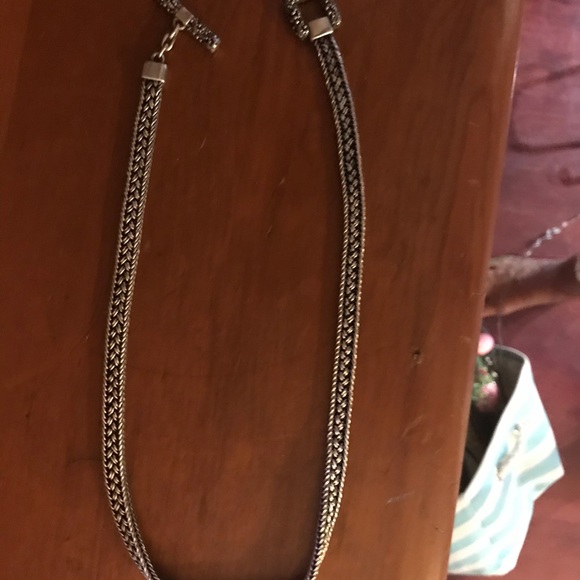 Elegant Necklace - Picture 3 of 3